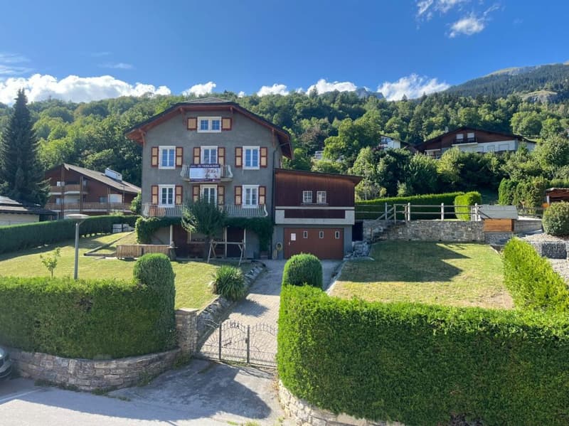 Einzigartig! Zweifamilienhaus im Skigebiet Crans-Montana/VS (3)