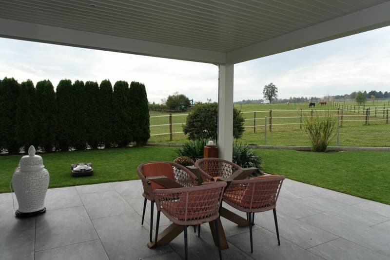 Reserviert! Reitsportimmobilie mit Haus und Reithalle (11)