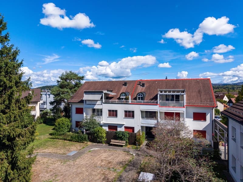 Traumhafte Dachwohnung an ruhiger Lage , Nahe vom Dorfzentrum (1)