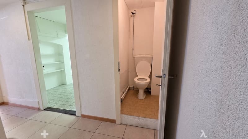 3.5-Zimmer Praxisräume / Atelier in Biel - Bözingen (6)