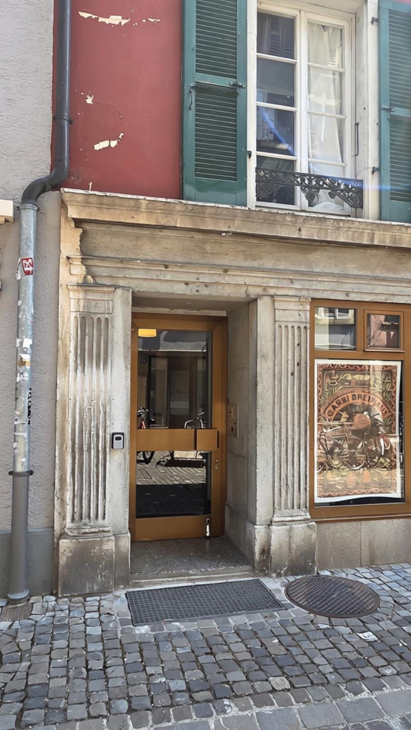 Studio / 1-Zimmer-Wohnung im Herzen der Bieler Altstadt (9)