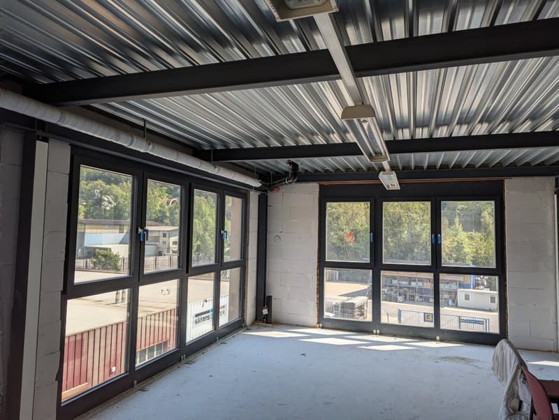 Commercial and office space in the up-and-coming industrial area (10)