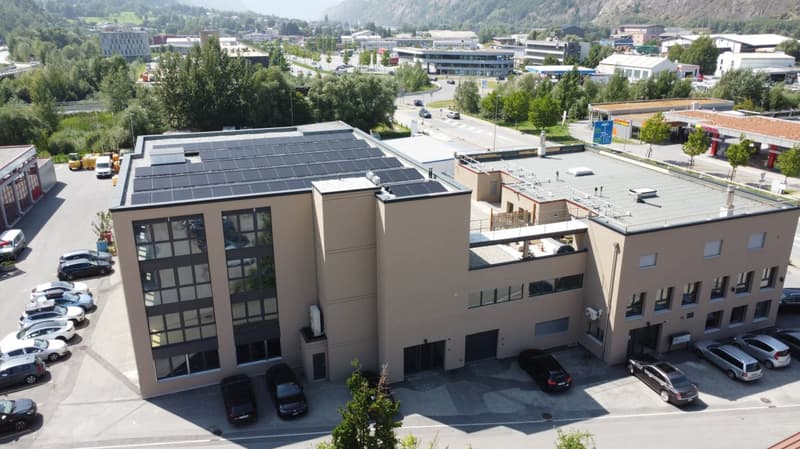 Commercial and office space in the up-and-coming industrial area (15)
