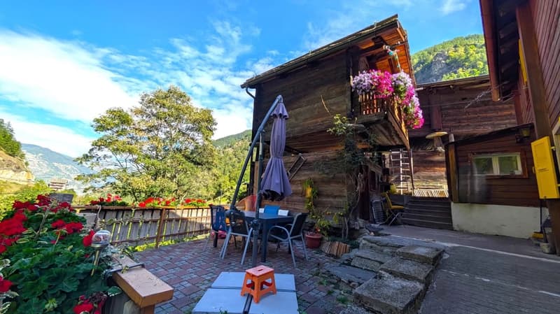 Wohnen im Weiler «Ahorn» in Eisten (2)