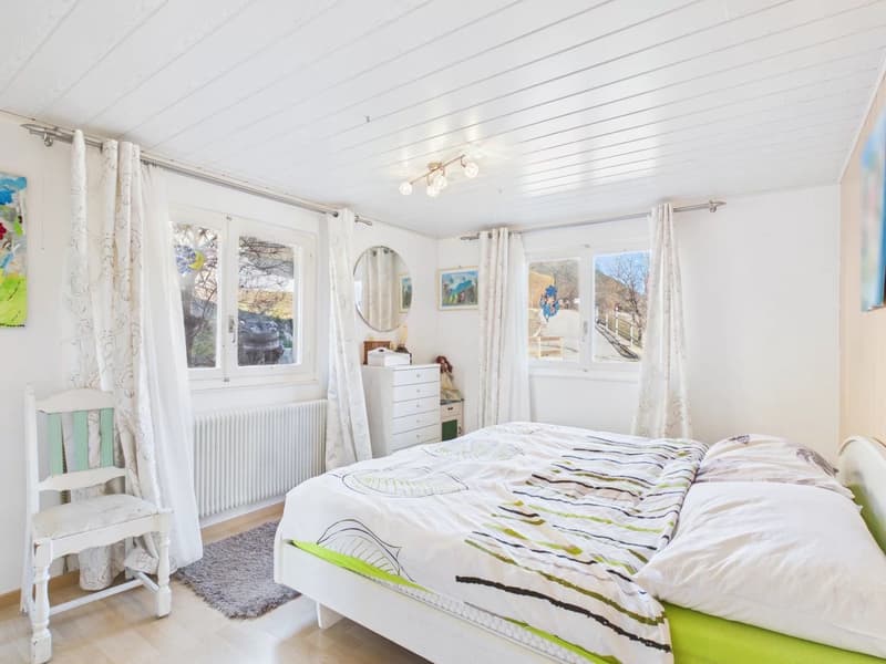 Geräumiges Wohnhaus mit sonnigem Garten oberhalb Naters (12)