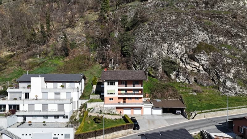Spacious owner-occupied apartment with panoramic views (12)