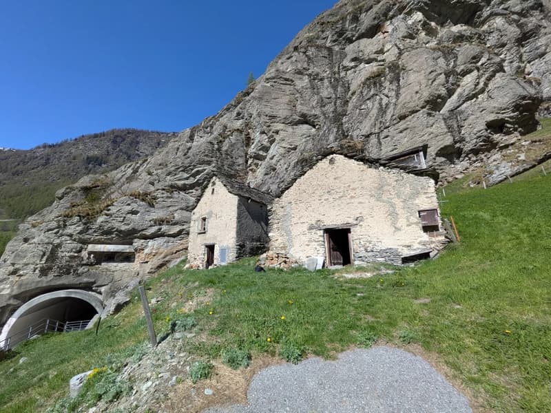 Rustico im Simplongebiet - ursprüngliches Bijou für Macher (1)