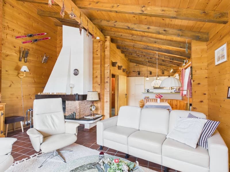 Exklusives Chalet an sonniger Aussichtslage in Ernen (8)