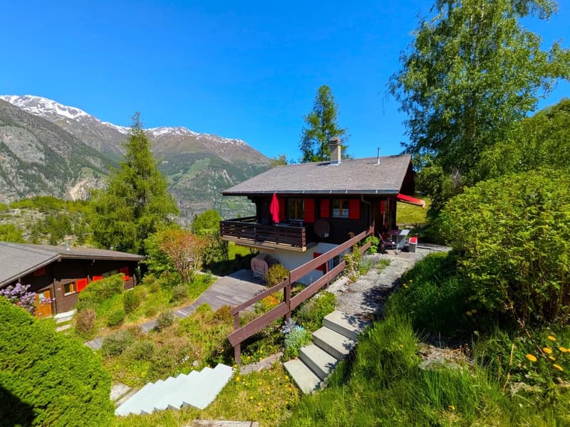 Ferienhaus mit Garage und fantastischem Ausblick (2)
