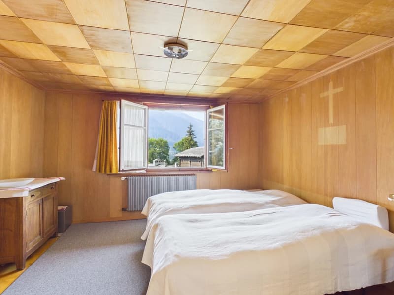 Charmantes Zweifamilienhaus an sonniger Lage im Goms (5)