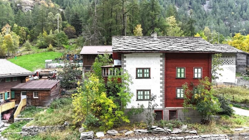 Sanierungsobjekt mit Potenzial in Herbriggen bei Zermatt (4)