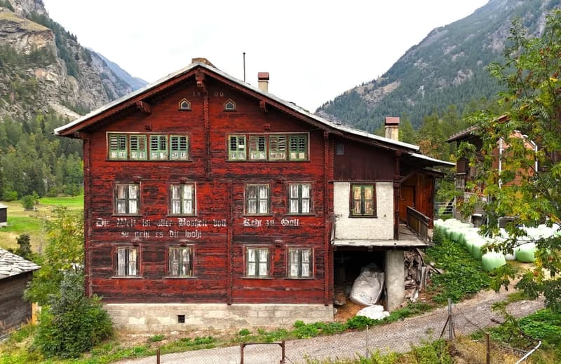 Sanierungsobjekt mit Potenzial in Herbriggen bei Zermatt (2)