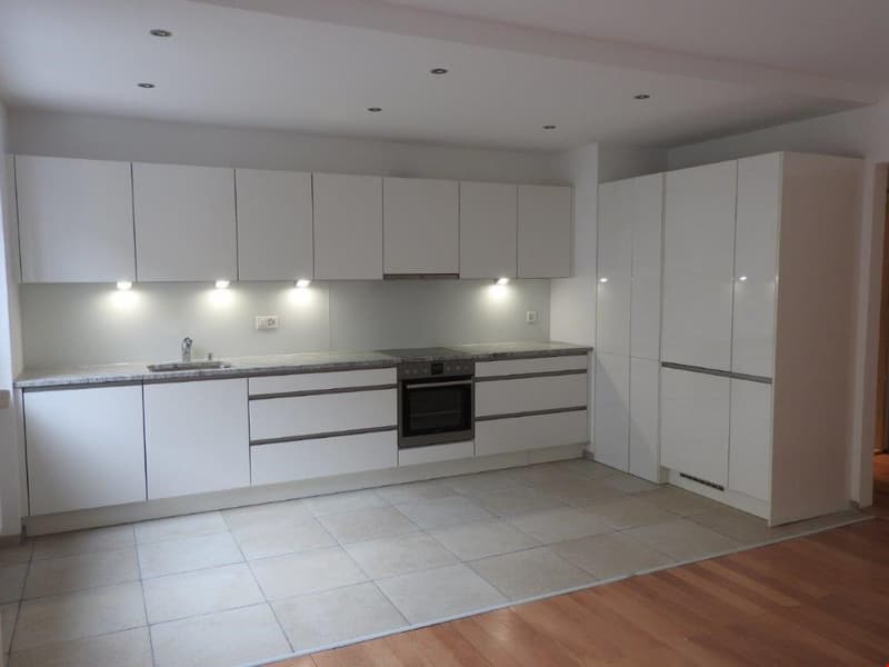 Nähe Spitäler, Uni, Biocenter, 2-Zim-Wohnung im 3.OG (3)