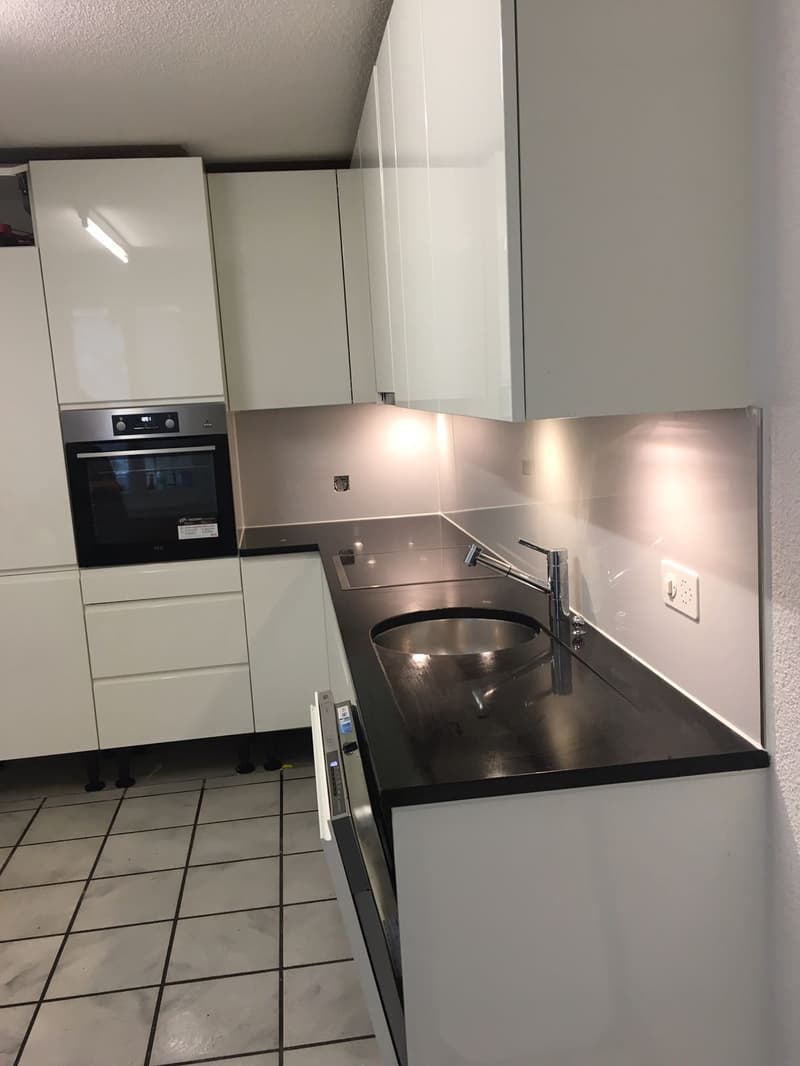 Charmante 4-Zimmer-Maisonette-Wohnung mit Dachterrasse und Kamin in Biel/Bienne – sofort verfügbar! (12)