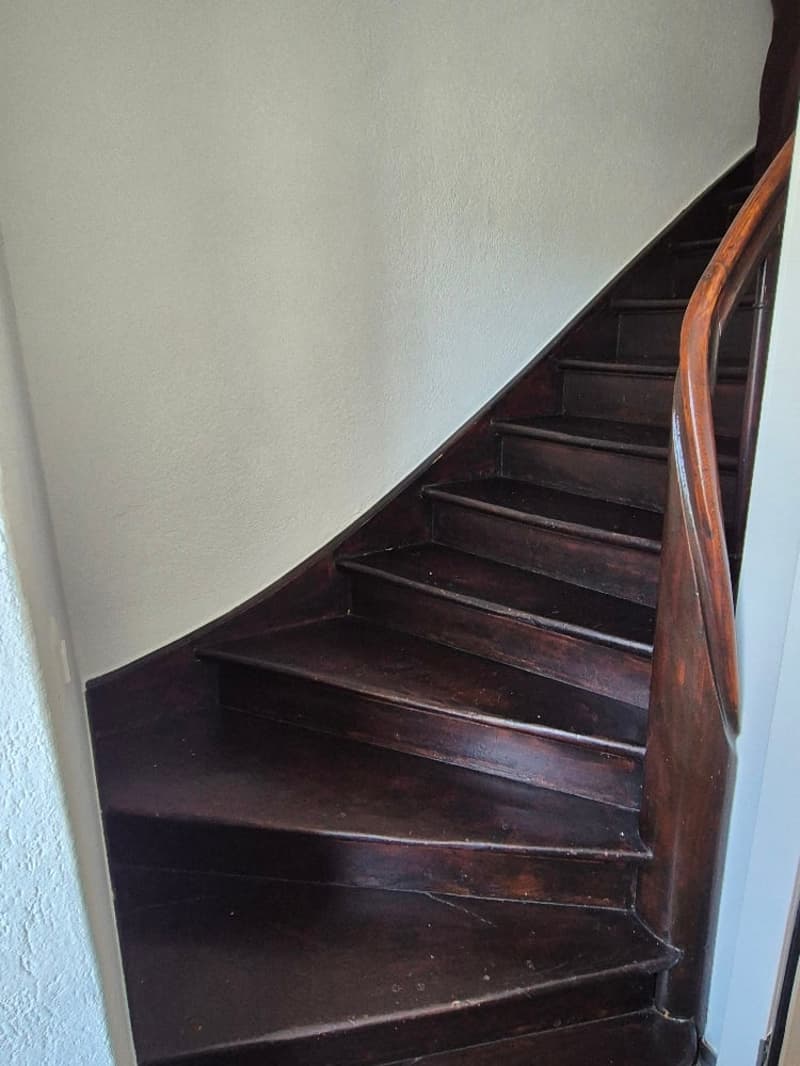 Charmante 4-Zimmer-Maisonette-Wohnung mit Dachterrasse und Kamin in Biel/Bienne – sofort verfügbar! (27)