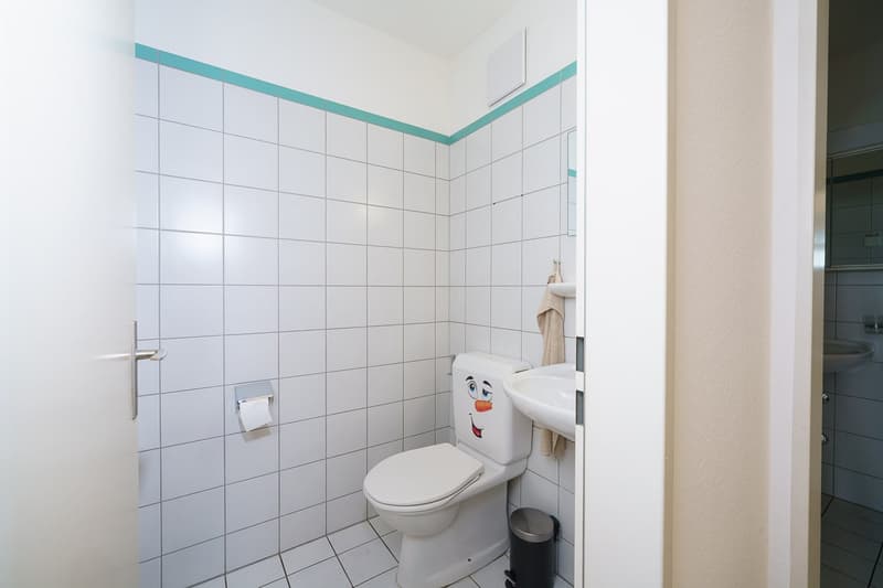 Moderne Büroräume an zentraler Lage Binningen (8)