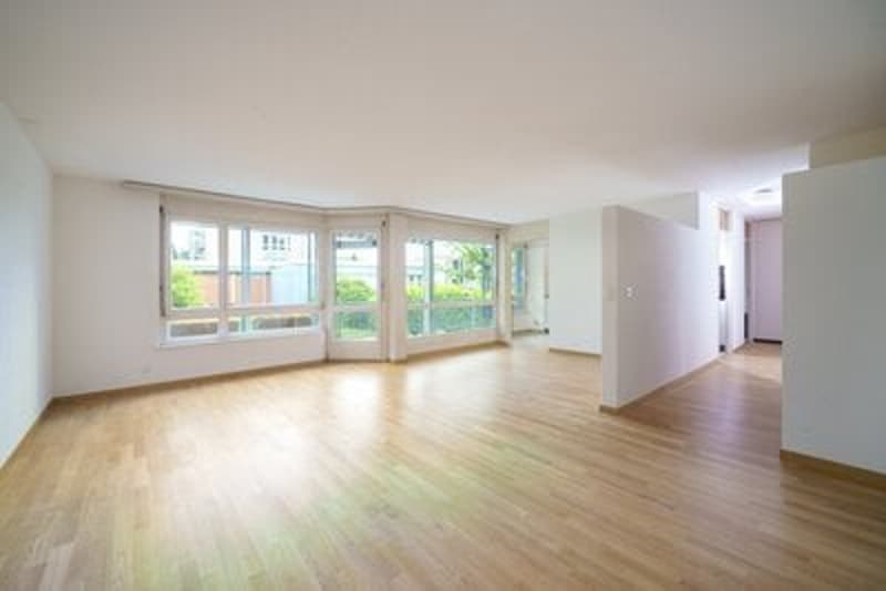 Living in a family-friendly community in beautiful Baselbiet (4)
