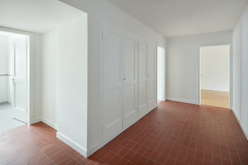 Wir vermieten eine moderne 4.5-Zimmer-Wohnung im beliebten Gundeli (3)