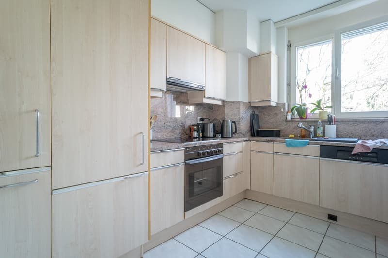"Moderne 2.5-Zimmerwohnung zu vermieten im Gellert" (2)