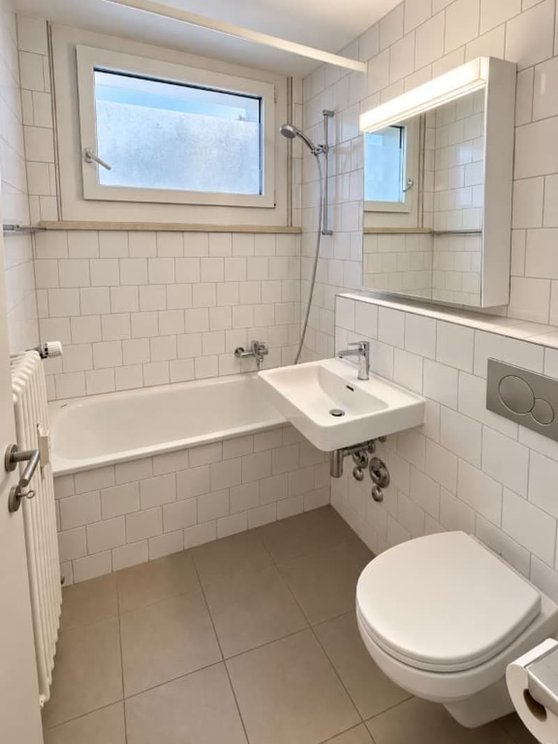 Charmante, helle Wohnung mit Balkon (11)