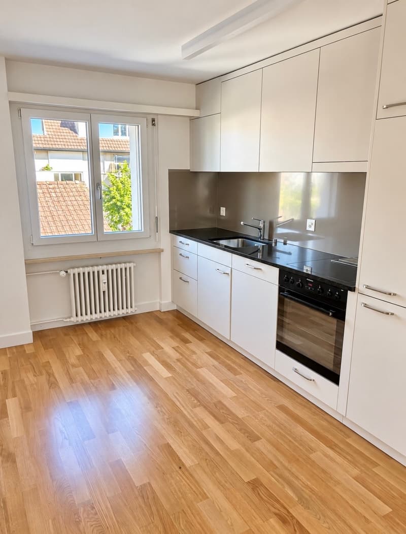 Charmante, helle Wohnung mit Balkon (5)