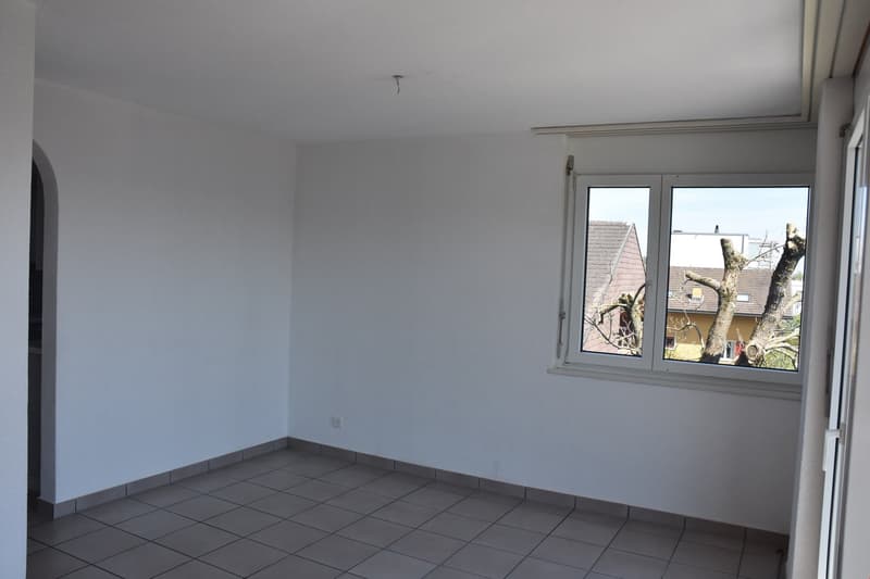 Schöne 4.5-Zimmerwohnung in Bettlach, 2. Obergeschoss (7)