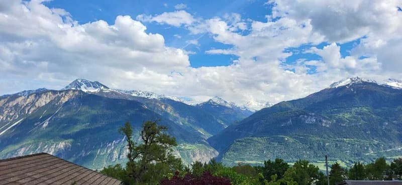 Appartamento di 3.5 locali con vista panoramica in una zona tranquilla (3)