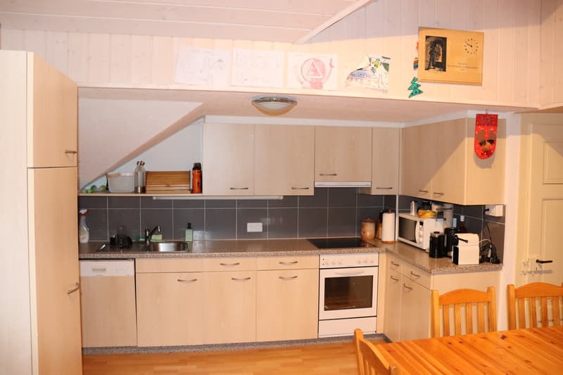 Appartamento di 3.5 locali con vista panoramica in una zona tranquilla (7)