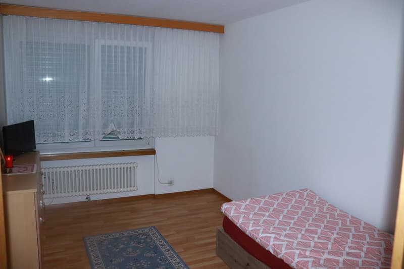 Zentrumsnahe 4.5-Zimmer-Wohnung mit Garage und Lift in Glis! (8)