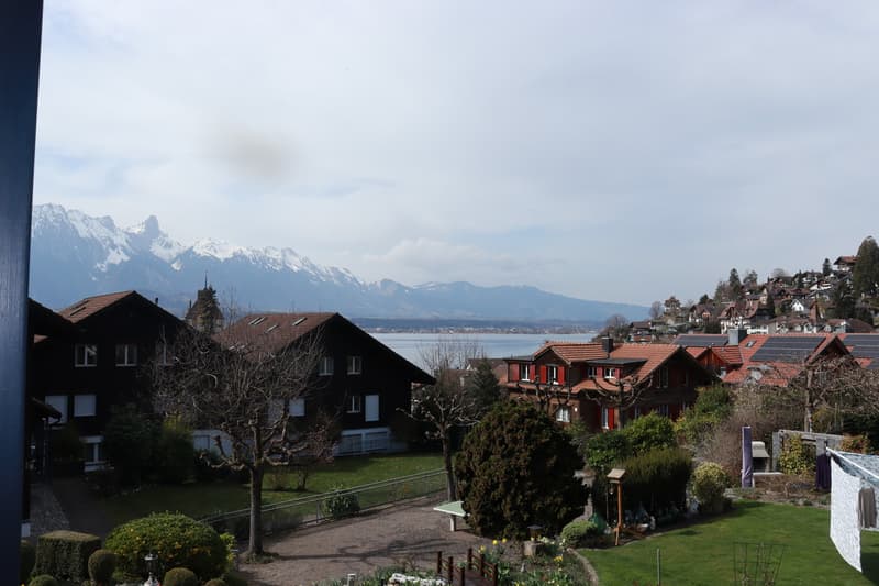 Maisonette-Traum mit Seesicht & Cheminee - Wohnen am Thunersee (13)