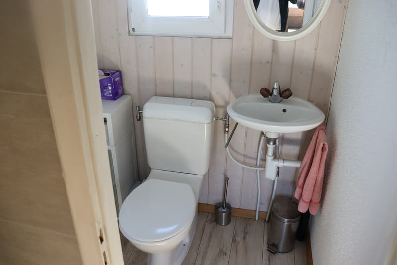 Hübsches Campinghaus in idyllischer Lage bei La Neuveville! (8)