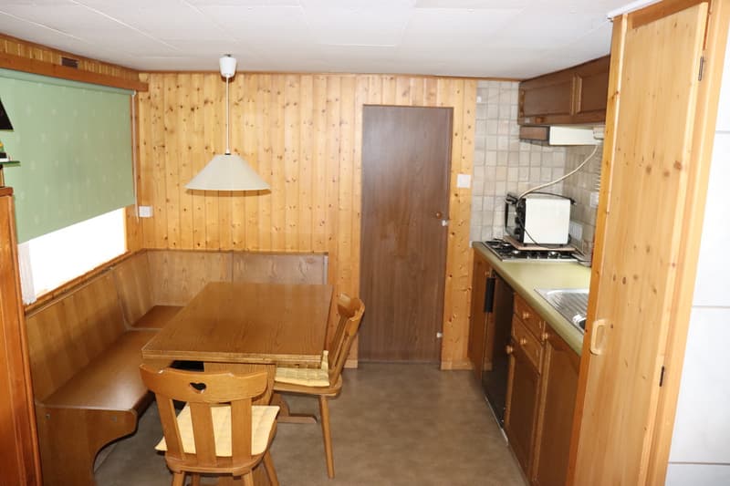Ferienidylle in Lignières - 3.5-Zimmer Häuschen mit Terrasse (5)