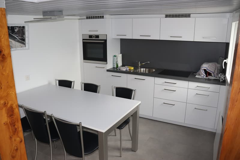 Einladende 3.5-Zimmer-Doppelhaushälfte mit viel Freiraum! (2)