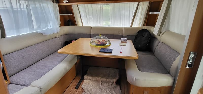 Camping im Ferienparadies Erlach (2)