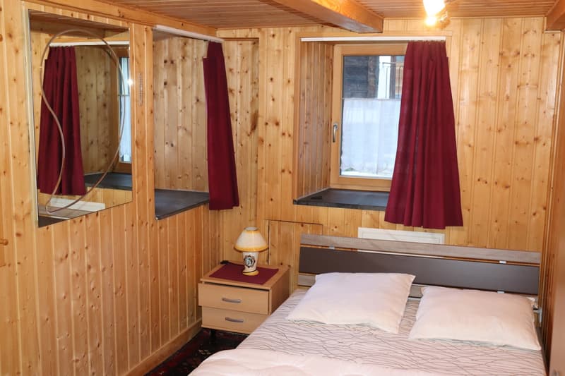 Wohnen mit Bergkulisse und besonderem Charme in Saas-Balen! (11)