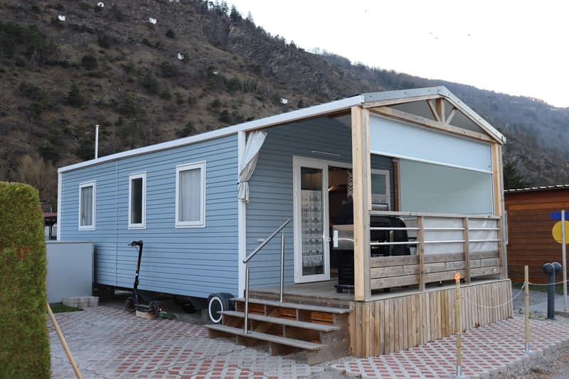Campinghaus im Raron - neuwertig & voll ausgestattet (1)