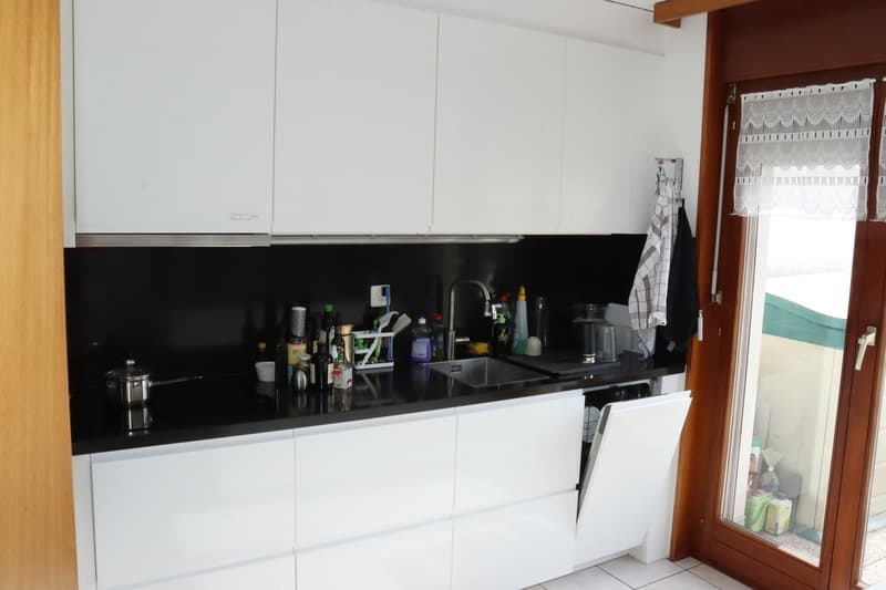 Appartement 4.5 p. lumineux à Sion - Helle 4.5-Zi.-Wohnung in Sitten (2)