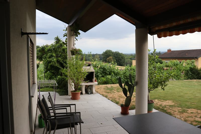 5.5-Zimmer-Einfamilienhaus mit grossem Garten und Wohlfühlcharme! (7)