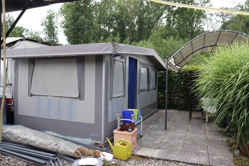 Campinghaus am Neuenburgersee (1)