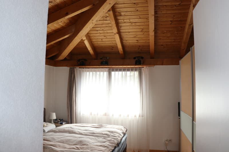 4.5-Zimmer-Eckhaus mit grossem Umschwung und privater Gartenoase! (10)