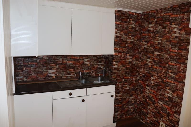 Haus im alten Stil zu verkaufen in Agarn VS (3)