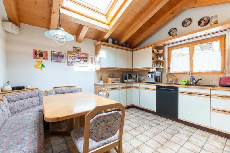 Spacious 5 Bedroom Top Floor Apartment in Chalet Granit (6)