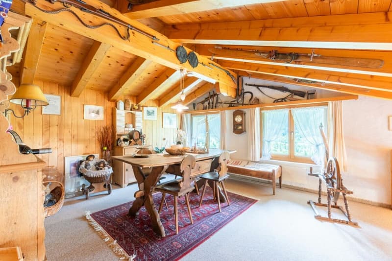 Spacious 5 Bedroom Top Floor Apartment in Chalet Granit (17)