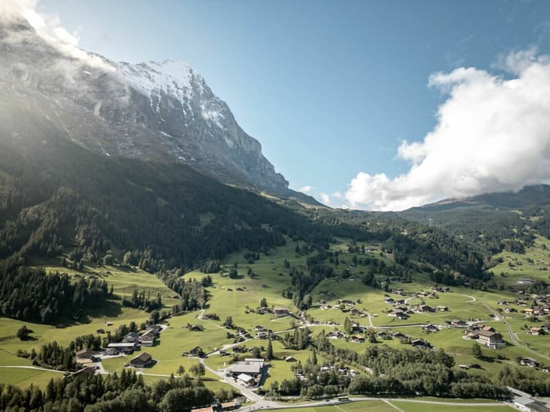 Spacious 5 Bedroom Top Floor Apartment in Chalet Granit (3)