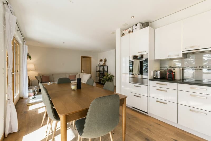Terrassenwohnung mit Bergblick - 4.5-Zimmer-Erstwohnung im Chalet Aquila (7)
