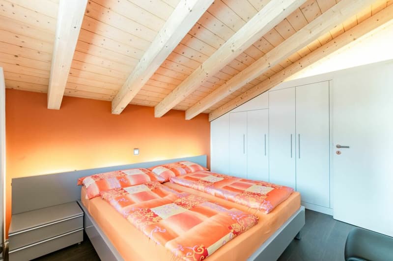 Exklusives Einfamilienhaus mit Pool in Hofstetten (9)