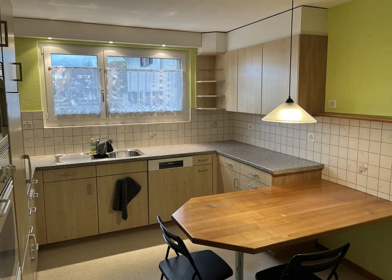 Charmante 4.5-Zimmer-Wohnung mit Cheminée in Langenthal (2)