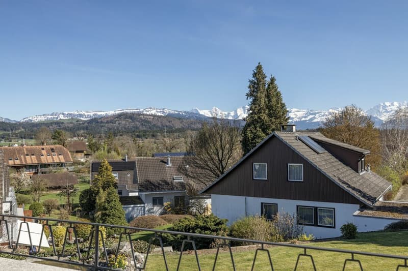 Freistehendes Einfamilienhaus mit Weitsicht (15)
