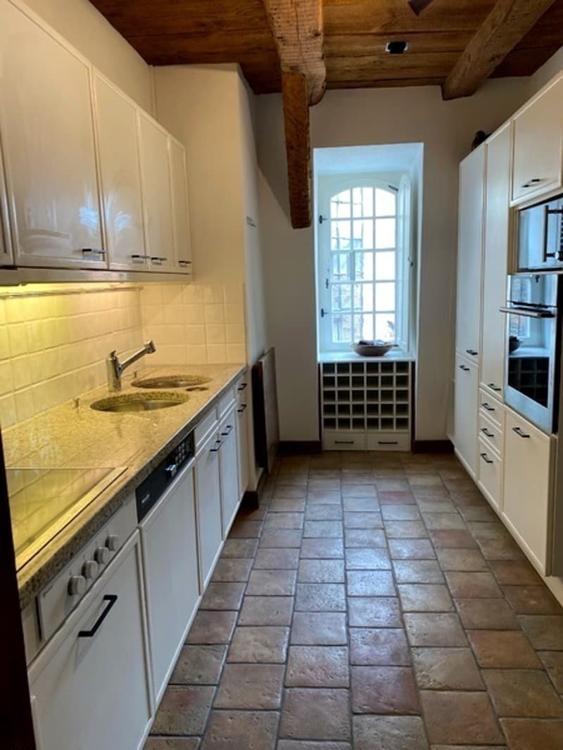 APPARTEMENT 1½ PIÈCE À FRIBOURG (FR), MEUBLÉ (2)
