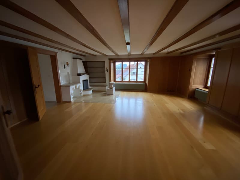 5.5-Zimmer Altbauwohnung an ruhiger Lage (4)